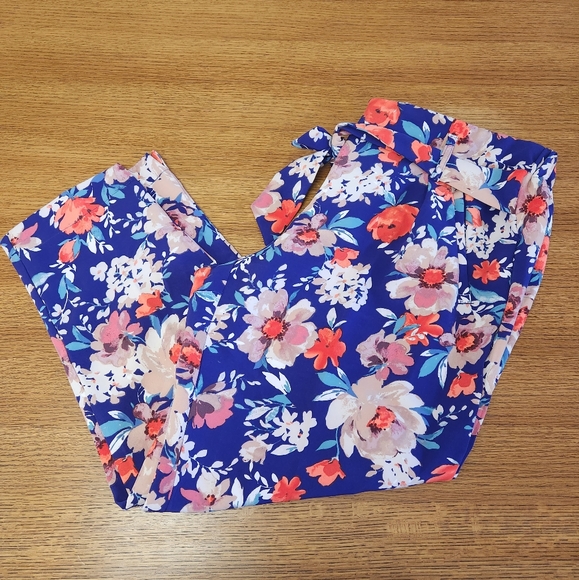 NWT Like an Angel Floral Print Pant Plus Size. - Picture 4 of 10